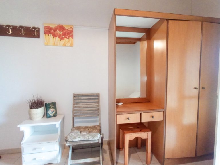 villa-anna-almyros-beach-apartment-bedroom2-6